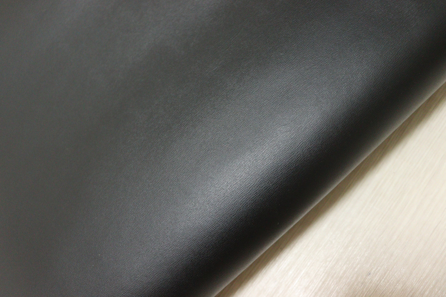 ds28円！新入荷！ブラック　顔料仕上げ　ブラック　スムース加工　230ds