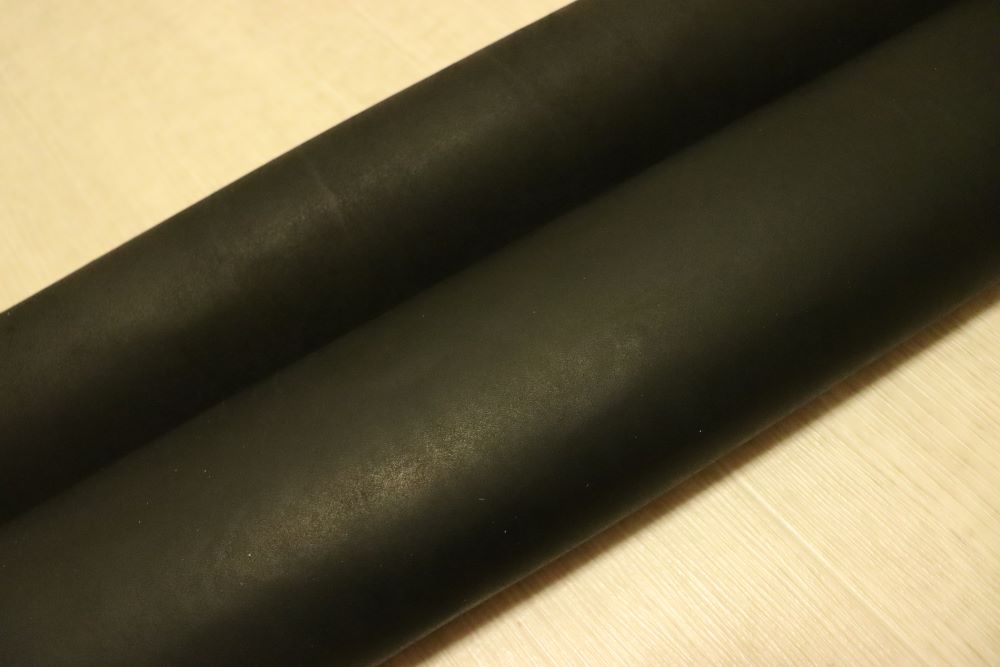 ds70円！イタリアンレザー　オイルヌメ　ショルダー　ブラック　130ds