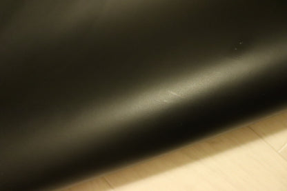 ds30円！新入荷！イタリアンレザー　顔料仕上げ　スムース加工　210ds