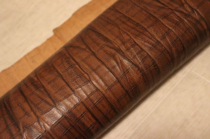 ds72円！イタリアンレザー　ショルダー　クロコ型押し　セミアニリン　ヌメ革　133ds