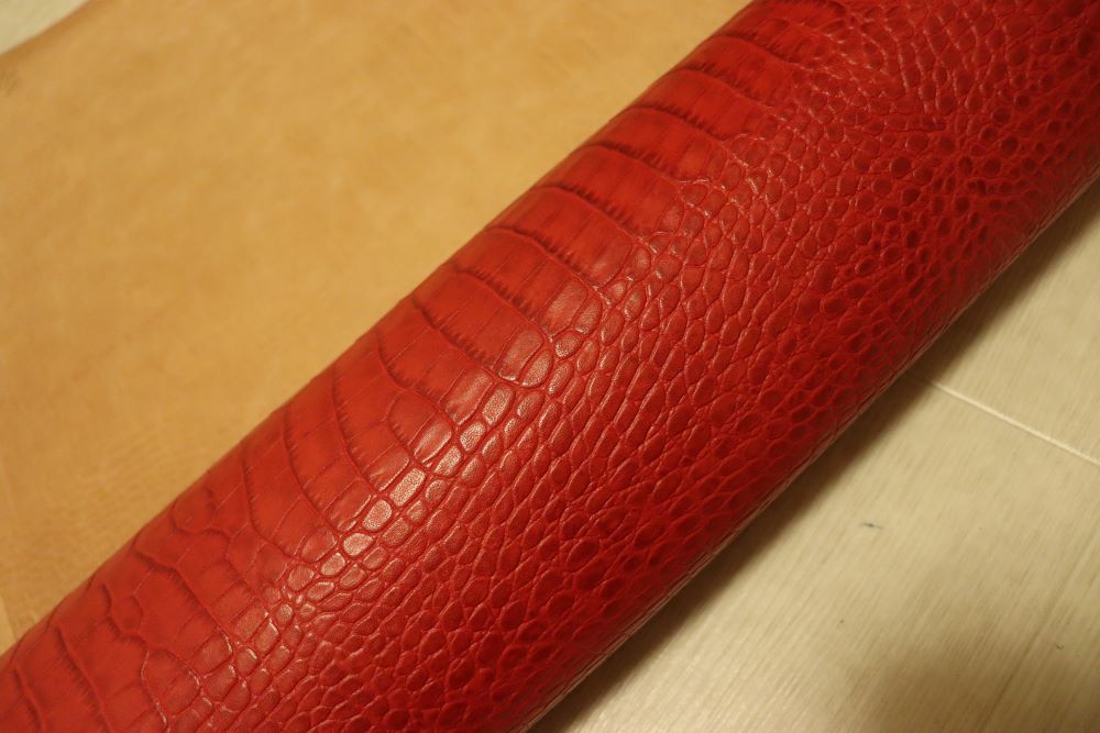 ds72円！トスカーナ　ショルダー　クロコ型押し　レッド　ヌメ革　167ds