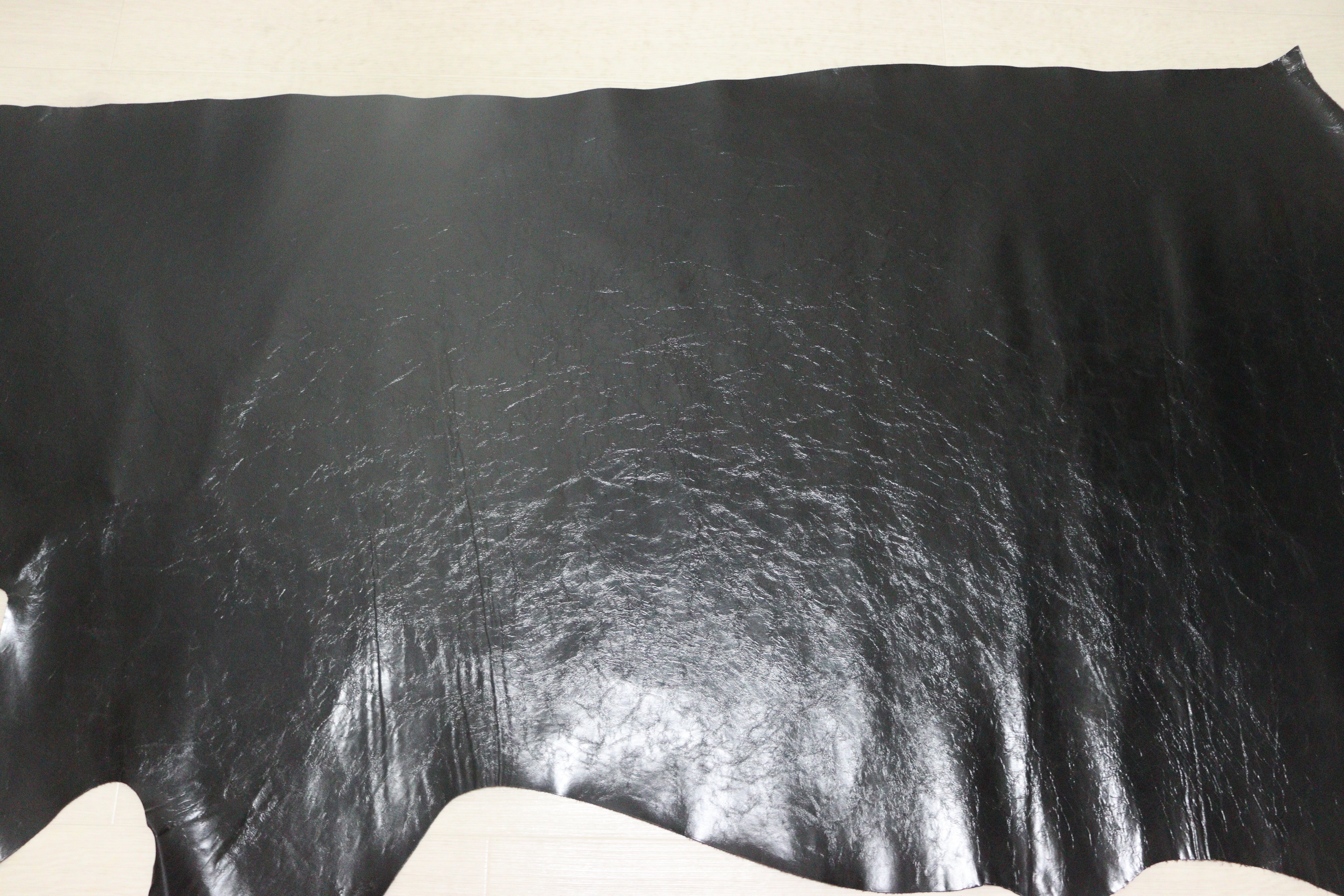 ds50円！新入荷 イタリアンレザー 牛革 ヌメ革 カゼイン仕上げ