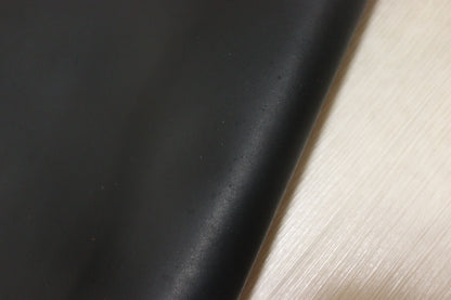 ds70円！イタリアンレザー　ショルダー　ブラック　オイルヌメ　132ds