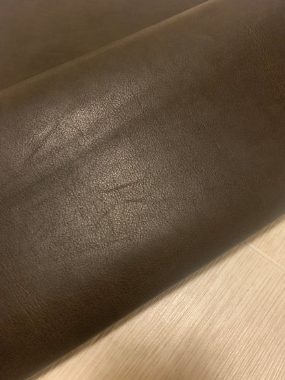 ds60円！新入荷！CONCERIA 800社　アッシュグレー系　スムース加工　キップ　107ds