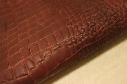 ds72円！イタリアンレザー　ショルダー　セミアニリン　クロコ型押し　ボルドー　130ds