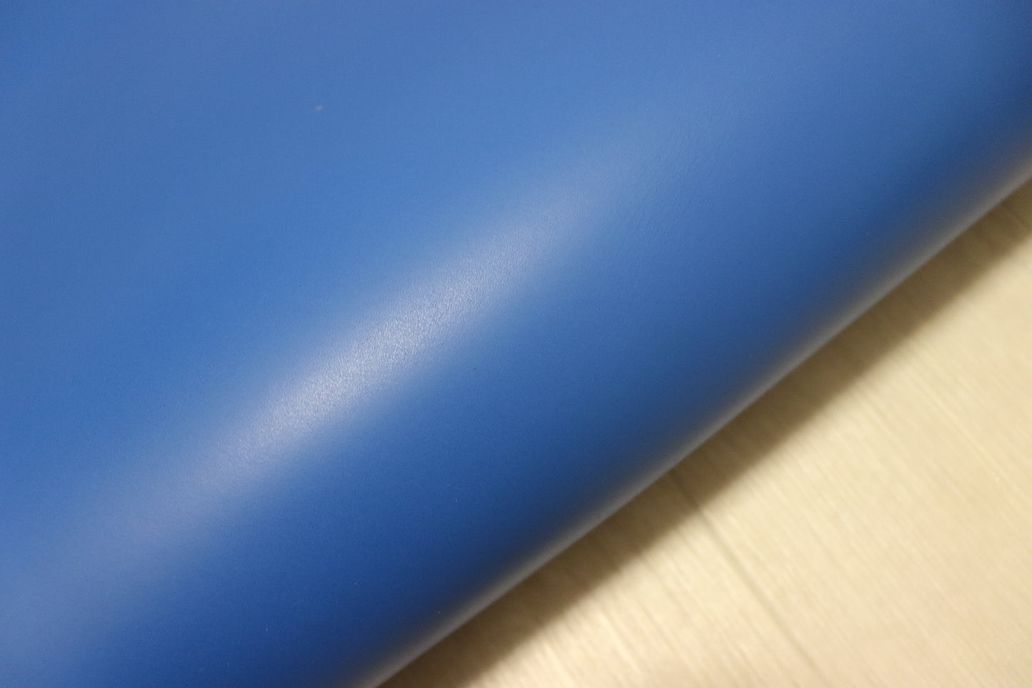 ds75円！新入荷！上質　ショルダー　オイルヌメ　顔料仕上げ　マリンブルー　145ds