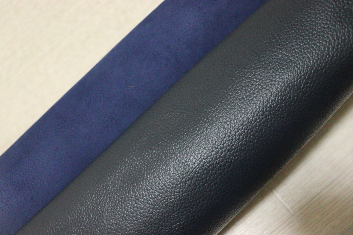 ds28円！新入荷！顔料仕上げ　ネイビー　シボ型押し　220ds
