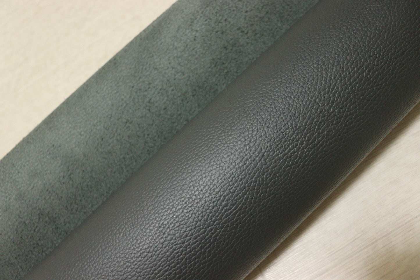 ds28円！新入荷！顔料仕上げ　ダークグレー　シボ型押し　200ds