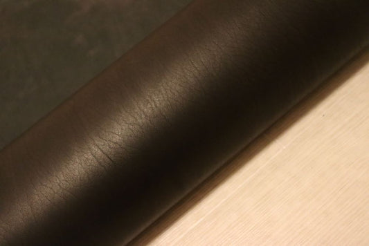 ds75円！イタリアンレザー　ショルダー　オイルヌメ　スムース加工　ブラック　114ds