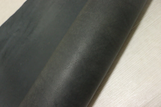 ds70円！イタリアンレザー　ショルダー　ヌメ革　ライトブラック　132ds