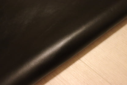 ds75円！イタリアンレザー　ショルダー　ブラック　オイルヌメ　135ds