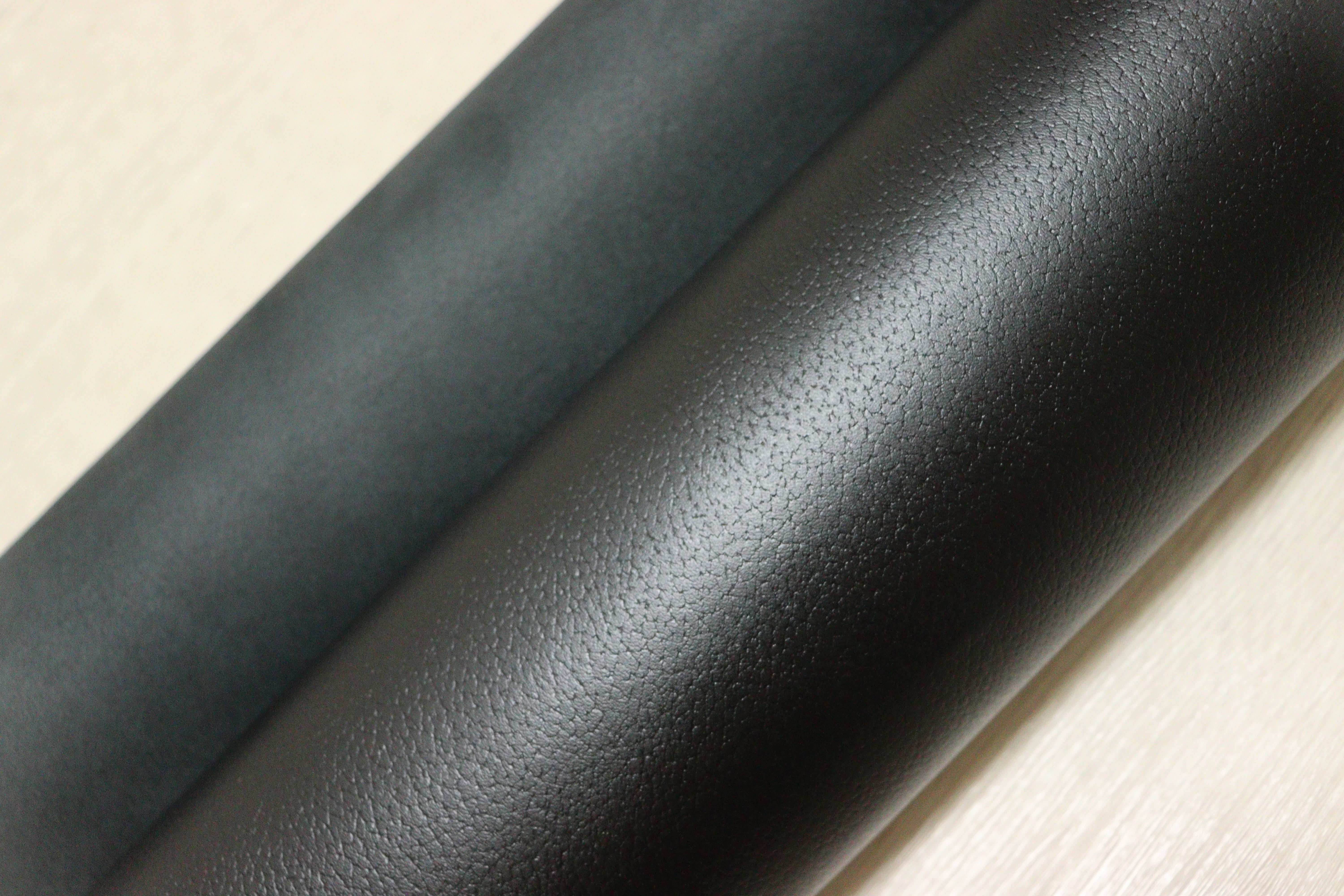 ds28円！新入荷！顔料仕上げ ブラック シボ型押し 220ds – 【レザー