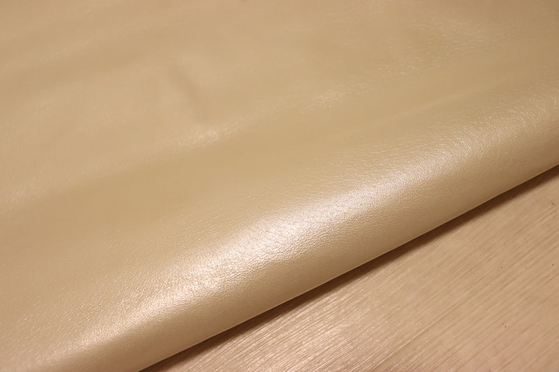 ds20円！[パールオフホワイト]新入荷 イタリアンレザー 豚革 クロム革 顔料仕上げ 193ds