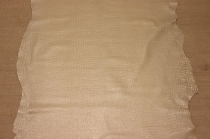 ds25円！[パールホワイト]新入荷 イタリアンレザー 豚革 クロム革 クロコ型押し やや訳あり 103ds