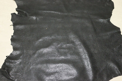 ds25円！[ブラック]新入荷 国産 豚革 クロム革 オースト型押し 110ds