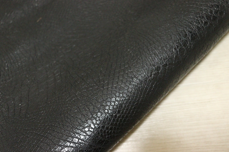 ds25円！[ブラック]新入荷 国産 豚革 クロム革 オースト型押し 110ds