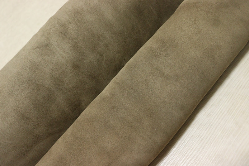 ds25円！[グレー系]新入荷 イタリアンレザー 牛革 クロム革 ベロア 119ds