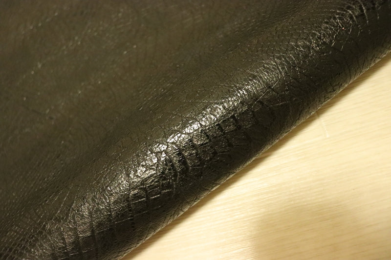 ds25円！[ブラック]新入荷 国産 豚革 クロム革 エンボス加工 120ds