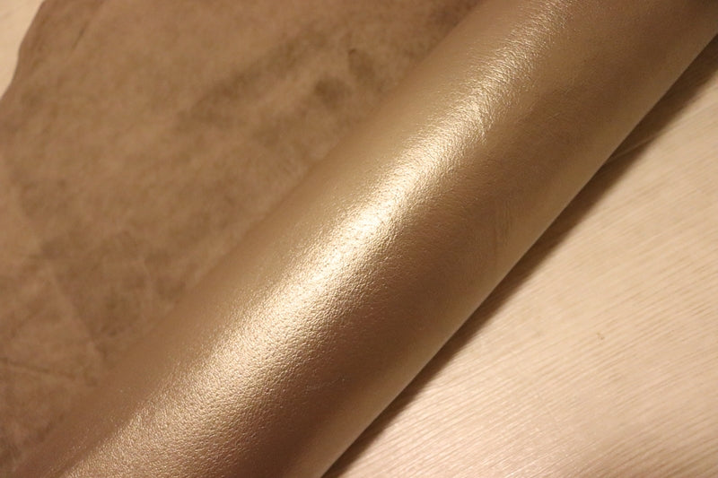 ds25円！[バフ]新入荷 イタリアンレザー 豚革 クロム革 箔貼り加工 137ds