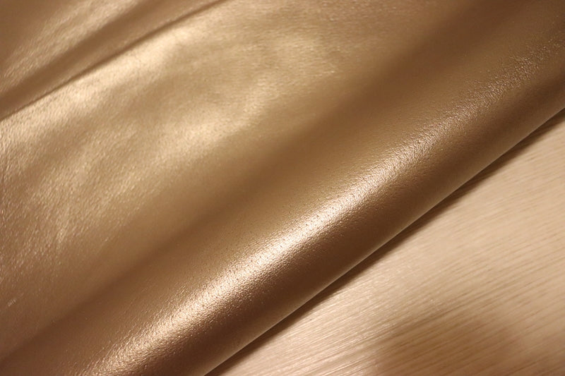 ds25円！[バフ]新入荷 イタリアンレザー 豚革 クロム革 箔貼り加工 137ds