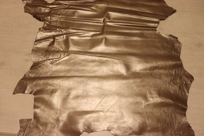 ds25円！[バフ]新入荷 イタリアンレザー 豚革 クロム革 箔貼り加工 137ds