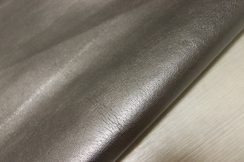 ds25円！[ダークシルバー系]新入荷 イタリアンレザー 豚革 クロム革 箔貼り加工 152ds