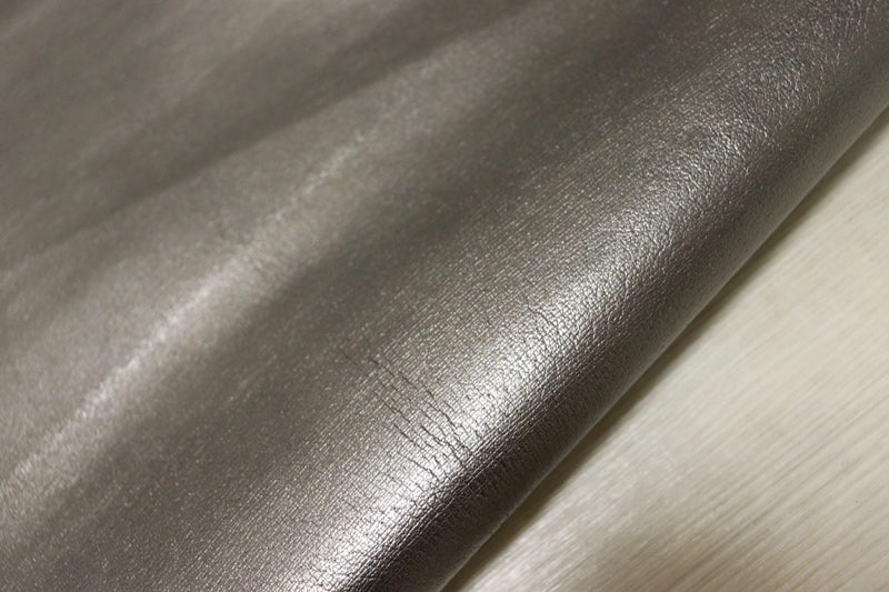 ds25円！[ダークシルバー系]新入荷 イタリアンレザー 豚革 クロム革 箔貼り加工 154ds