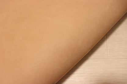 ds25円！[生成り]クラフトの定番 バングラディシュレザー 牛革 ヌメ革 素上げ 訳あり 157ds