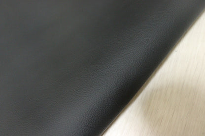 ds25円！[ブラック]新入荷 イタリアンレザー 牛革 クロム革 シボ型押し 訳あり 213ds