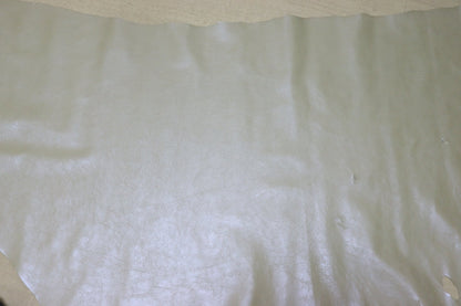 ds25円！[パールホワイト]新入荷 国産 牛革 姫路レザー クロム革 スムース加工 220ds