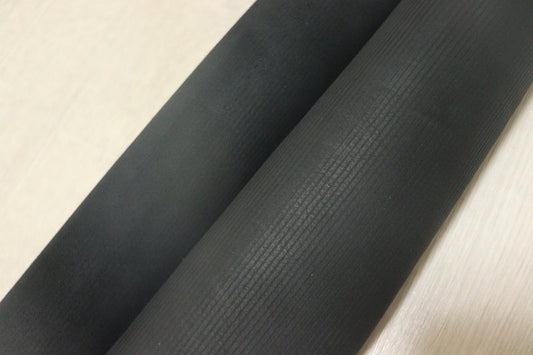 ds25円！[ブラック]新入荷 国産 牛革 クロム革 ヌバック ストライプ型押し 220ds