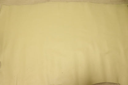 ds25円！[クリーム]新入荷 国産 牛革 姫路レザー クロム革 スムース加工 顔料仕上げ 222ds
