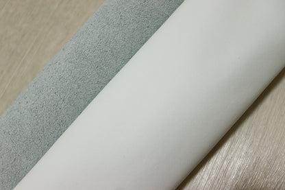 ds25円！[オフホワイト]新入荷 イタリアンレザー 牛革 クロム革 スムース加工 やや訳あり 295ds