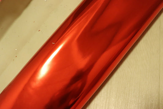 ds25円！[レッド]新入荷 イタリアンレザー ヤギ革 クロム革 箔貼り加工 42ds