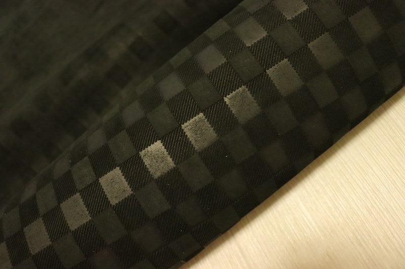 ds25円！[ブラック]新入荷 イタリアンレザー 牛革 クロム革 ブロック型押し ベロア 74ds