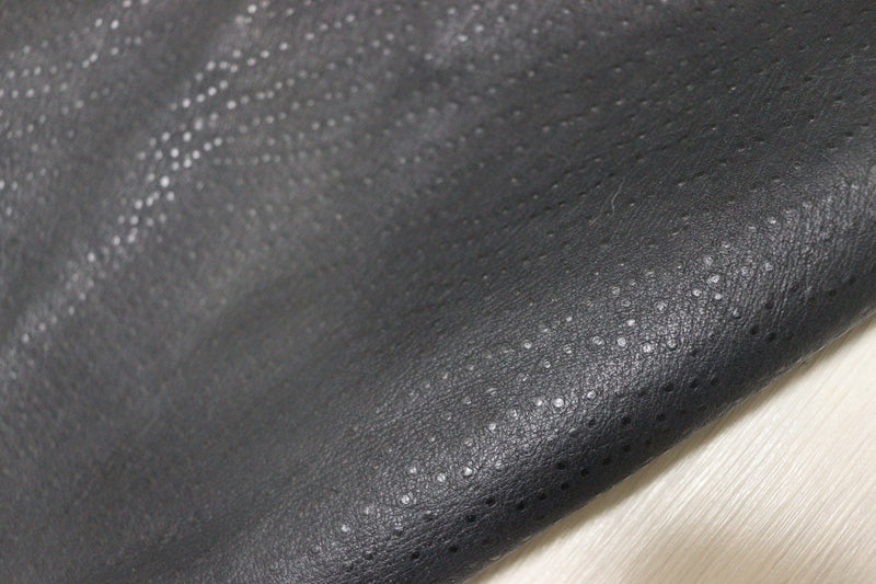 ds25円！[ブラック]新入荷 国産 豚革 クロム革 エミュー型押し 90ds