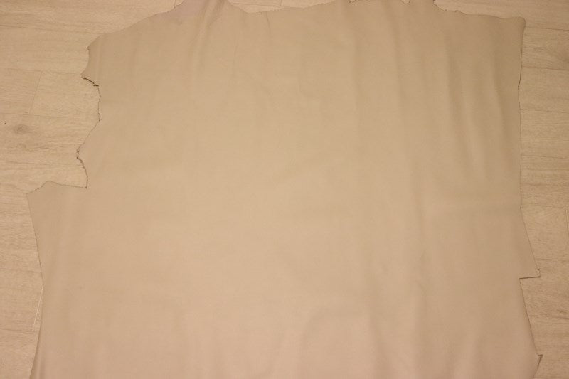 ds28円！[アイボリー]新入荷 国産 牛革 クロム革 スムース加工 顔料仕上げ 100ds