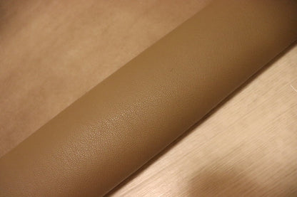 ds28円！[カフェオレ]新入荷 イタリアンレザー 牛革 クロム革 シュリンク加工 100ds