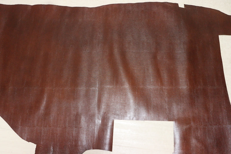 ds28円！[レッドブラウン]新入荷 イタリアンレザー 牛革 クロム革 リザード型押し 顔料仕上げ 100ds