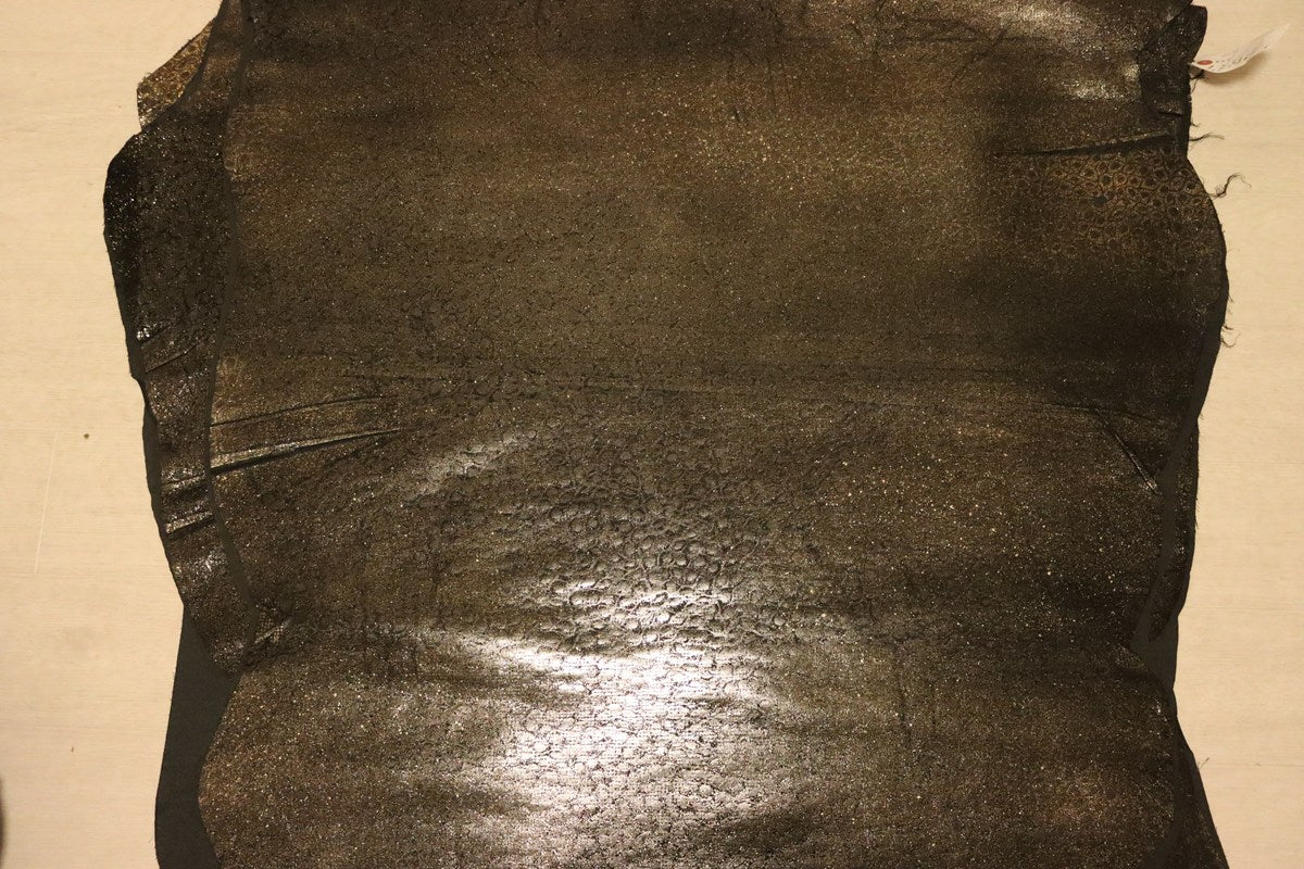 ds28円！[ブラック×ゴールド]新入荷 国産 豚革 クロム革 ヒョウ柄調プリント 裏地貼り 106ds