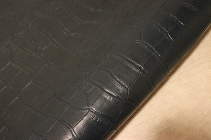 ds28円！[ネイビー]新入荷 国産 牛革 クロム革 顔料仕上げ クロコ型押し 115ds