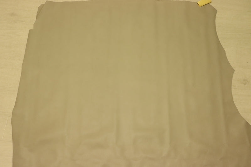 ds28円！[サンドベージュ]新入荷 国産 牛革 姫路レザー クロム革 スムース加工 120ds