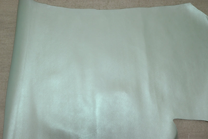 ds28円！[パールミント]新入荷 国産 牛革 クロム革 絹目型押し 120ds