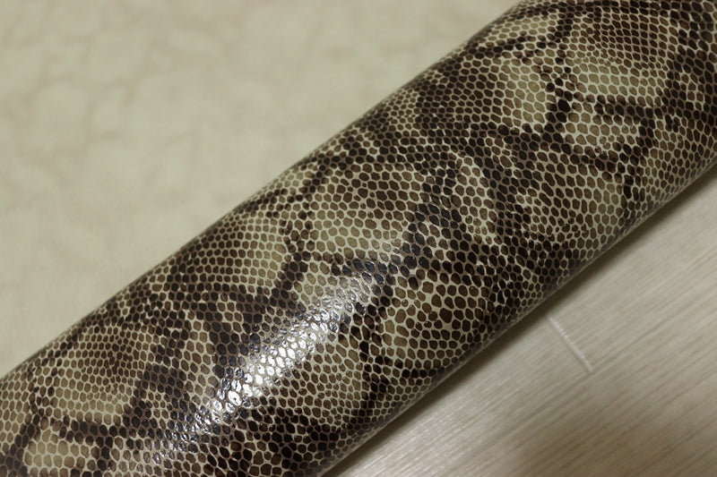 ds28円！[ミントグリーン]新入荷 国産 豚革 クロム革 スネークプリント 120ds