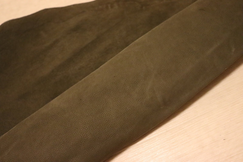 ds28円！[オリーブ]新入荷 イタリアンレザー 牛革 クロム革 吟すり加工 121ds