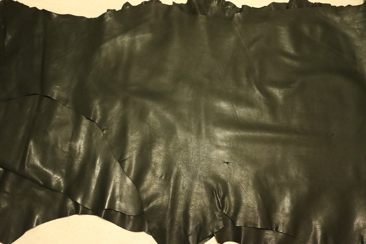 ds28円！[ブラック]新入荷 インポートレザー 牛革 クロム革 弱シュリンク加工 130ds