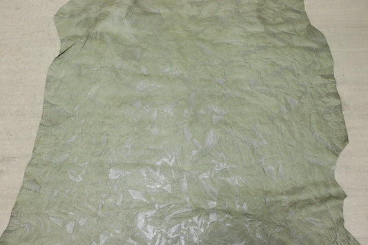 ds28円！[くすみライトグリーン]新入荷 国産 豚革 クロム革 絞り加工 130ds