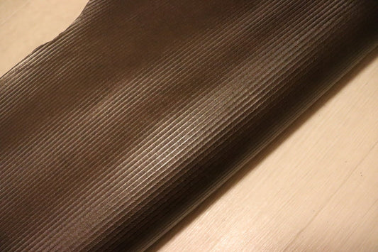 ds28円！[ダークブラウン]新入荷 国産 鹿革 クロム革 ボーダー型押し 144ds