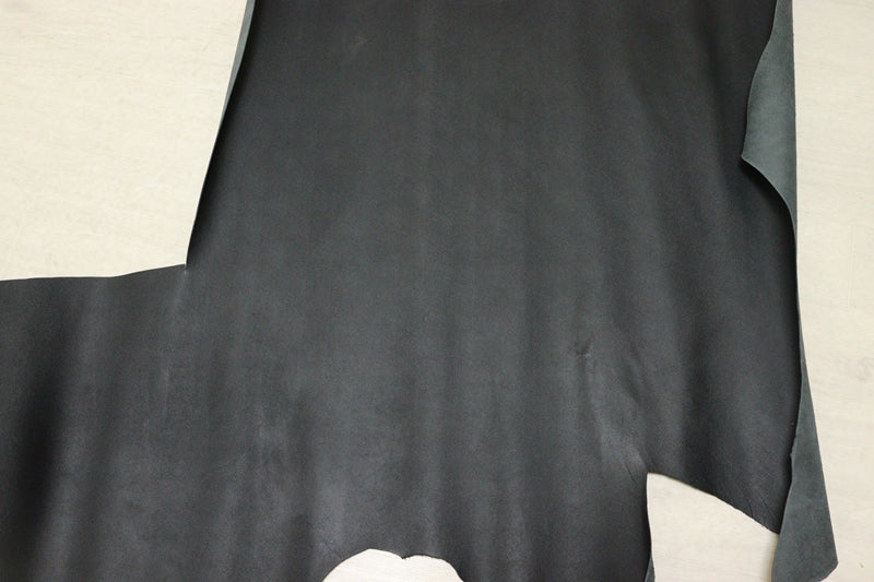 ds28円！[ブラック]新入荷 国産 牛革 クロム革 顔料仕上げ シボ型押し 150ds