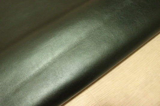 ds28円！[メタリックブルー]新入荷 インポートレザー 牛革 クロム革 スムース加工 丸革 157ds